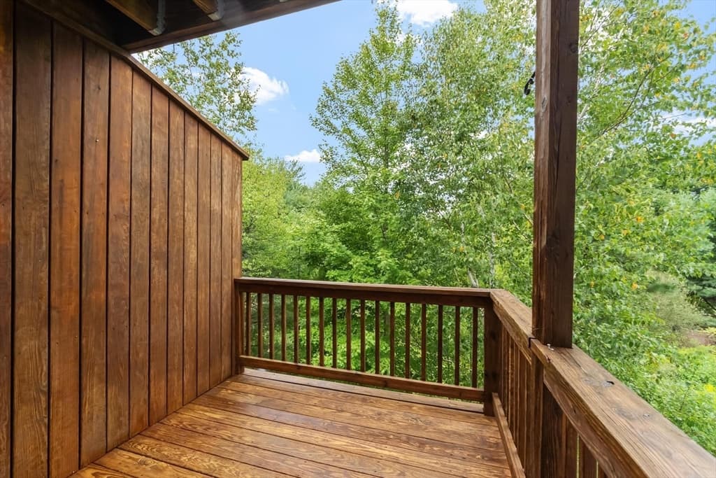 9 Green Briar Rd # 9, Fitchburg MA 01420 photo 2