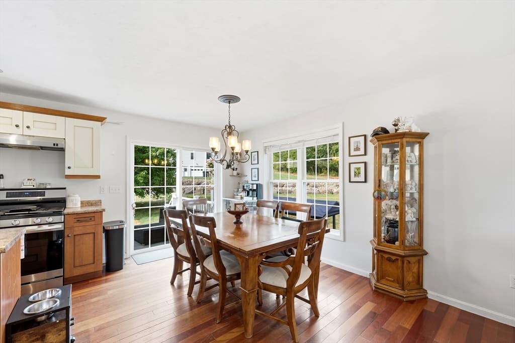 341 Primrose Hill, Dracut MA 01826 photo 5