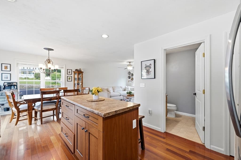 341 Primrose Hill, Dracut MA 01826 photo 9
