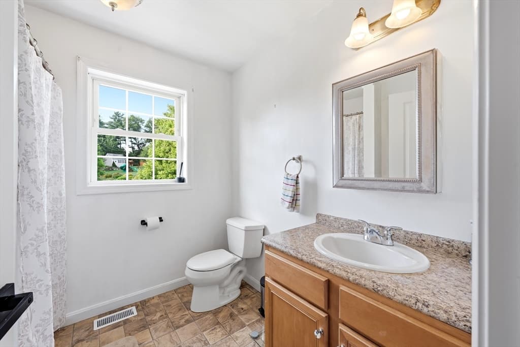 341 Primrose Hill, Dracut MA 01826 photo 14