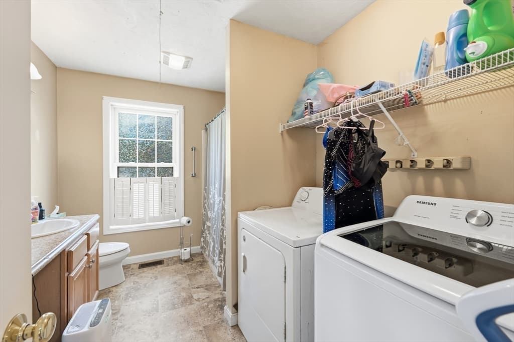 341 Primrose Hill, Dracut MA 01826 photo 29