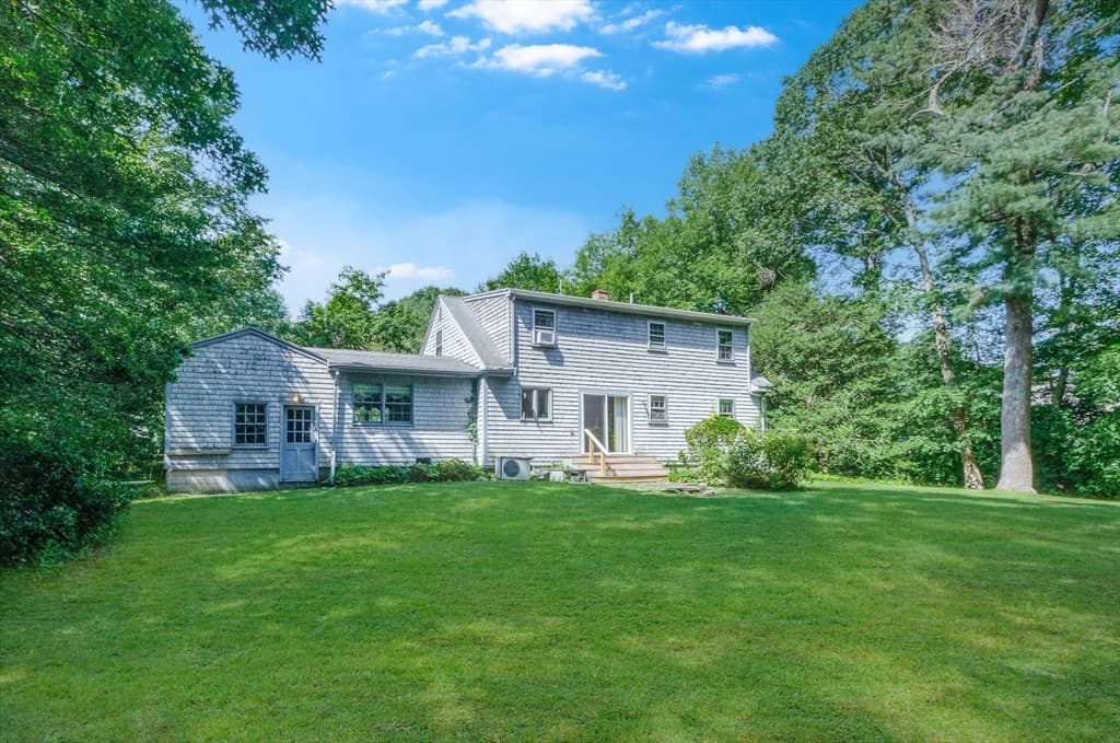 7 Tupola Ln, Mattapoisett MA 02739 photo 3