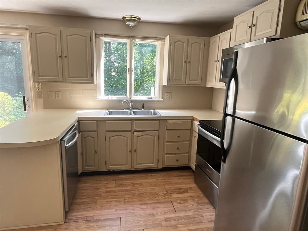 7 Tupola Ln, Mattapoisett MA 02739 photo 9