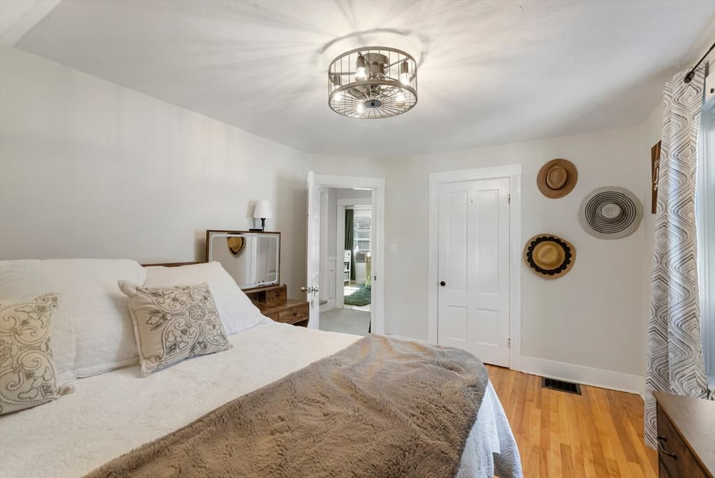 3 Oak Street # 3, Northbridge MA 01588 photo 21