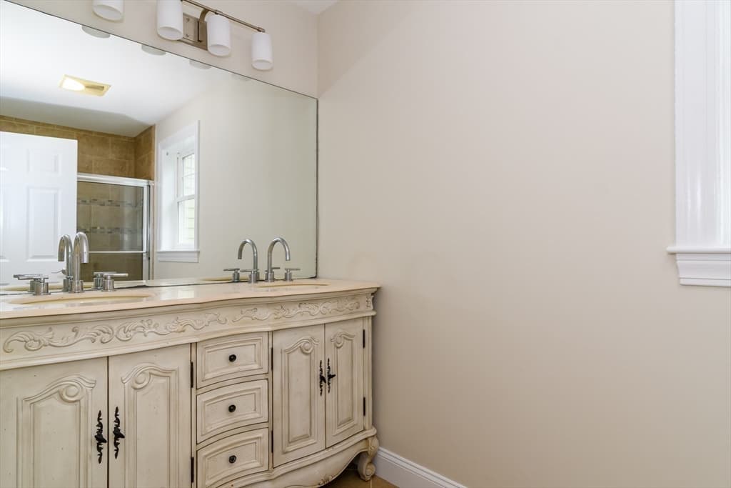5 Oakdale Avenue, Wellesley MA 02482 photo 15