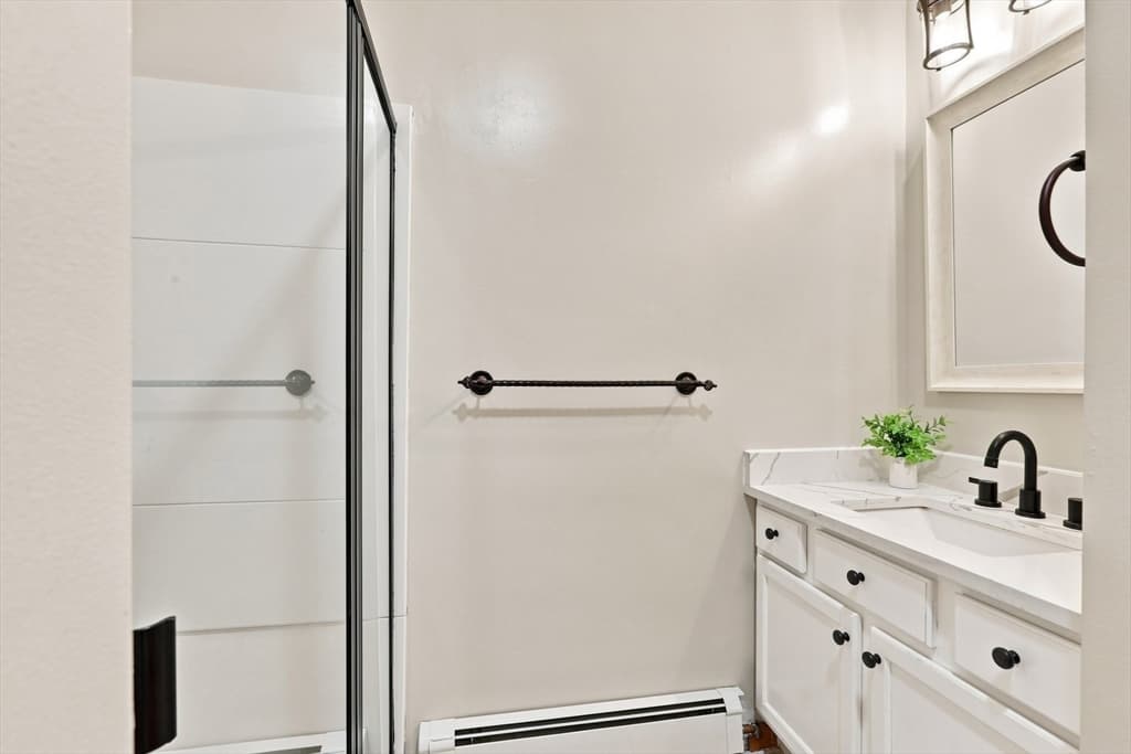 9 Sullivan Cir, Stoneham MA 02180 photo 32