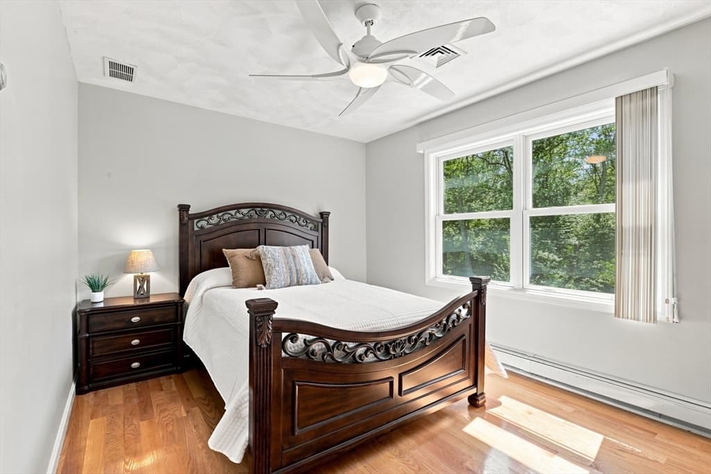 9 Sullivan Cir, Stoneham MA 02180 photo 24
