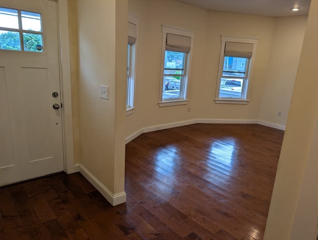 21 Bailey St # 1, Everett MA 02149 photo 9