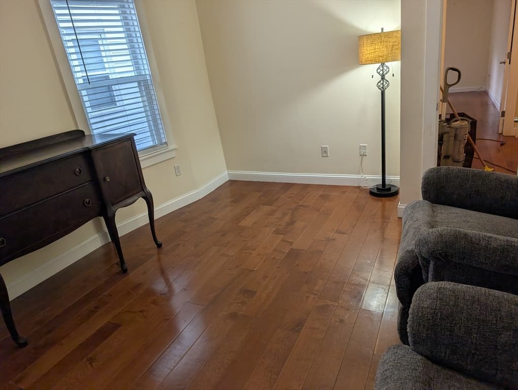 21 Bailey St # 1, Everett MA 02149 photo 14