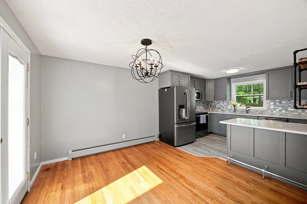 76 Laurel St # A, Greenfield MA 01301 photo 8