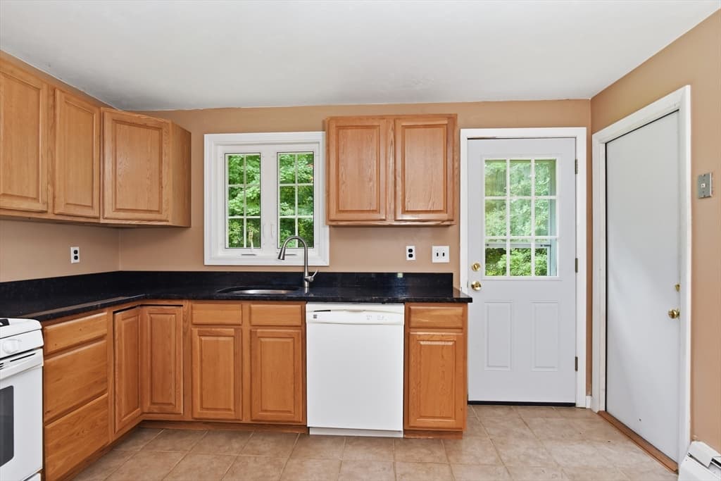 131 Goulding Street, Holliston MA 01746 photo 9