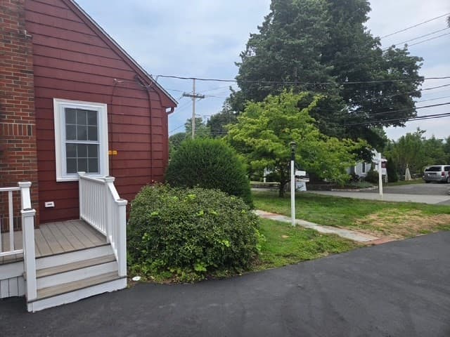 355 South Street, Reading MA 01867 photo 3