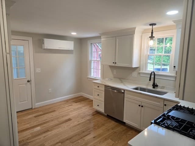 355 South Street, Reading MA 01867 photo 5
