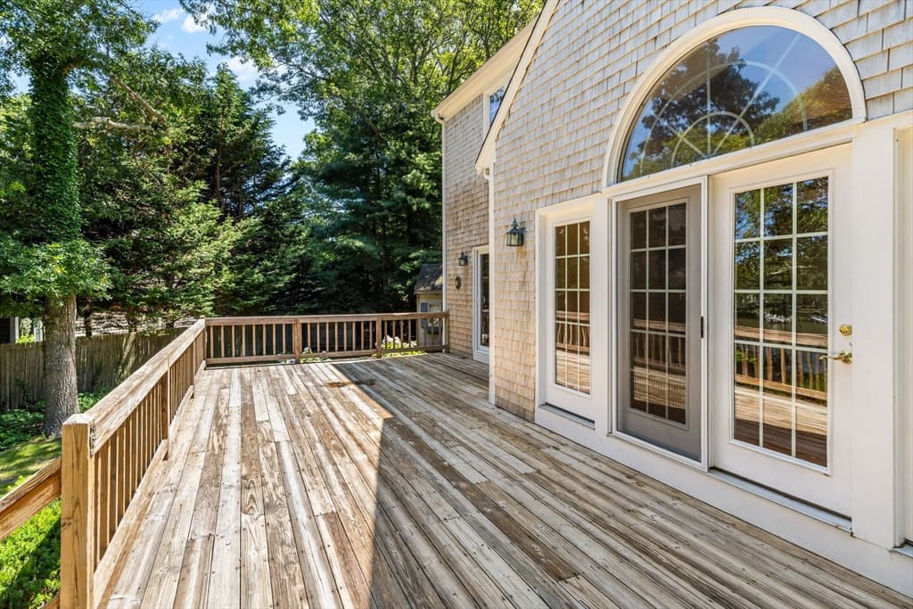 42 Mattapan St, Falmouth MA 02536 photo 6