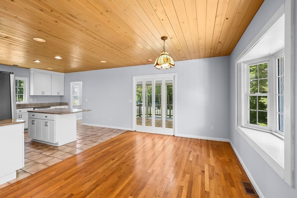42 Mattapan St, Falmouth MA 02536 photo 12