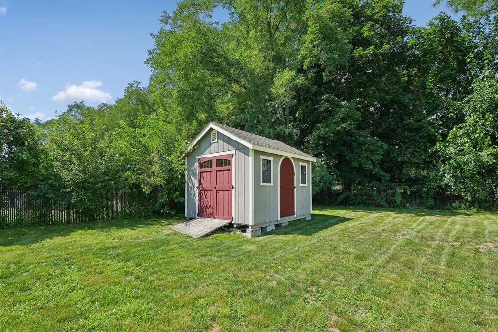 55 Vernon St, Bridgewater MA 02324 photo 23