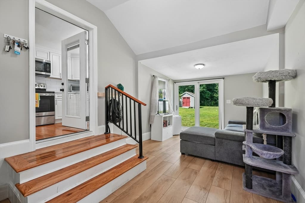 55 Vernon St, Bridgewater MA 02324 photo 6