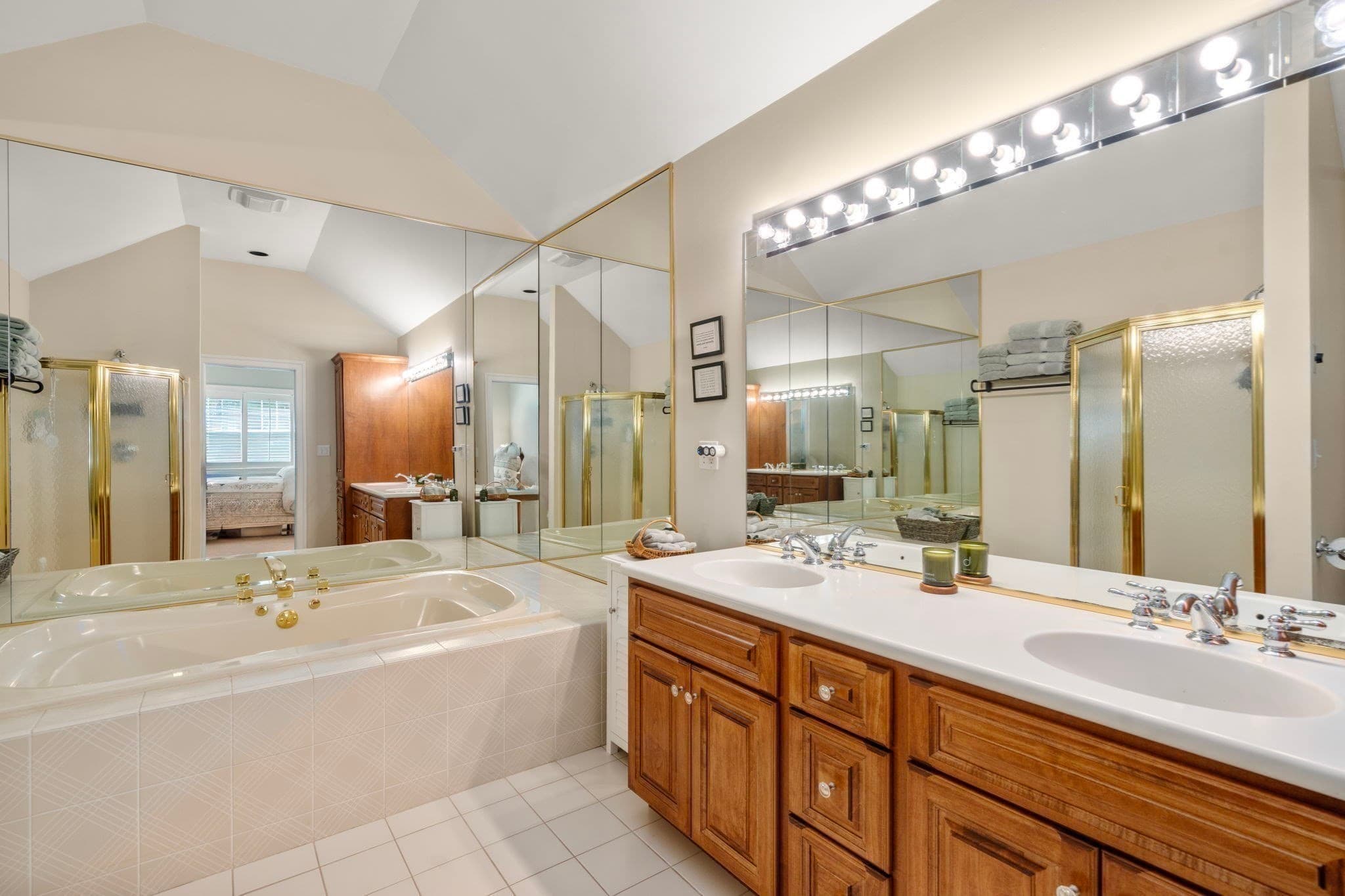 Condominium at 9 Highcroft Way # 9, Hopkinton MA 01748, Hopkinton, photo 14 of 20