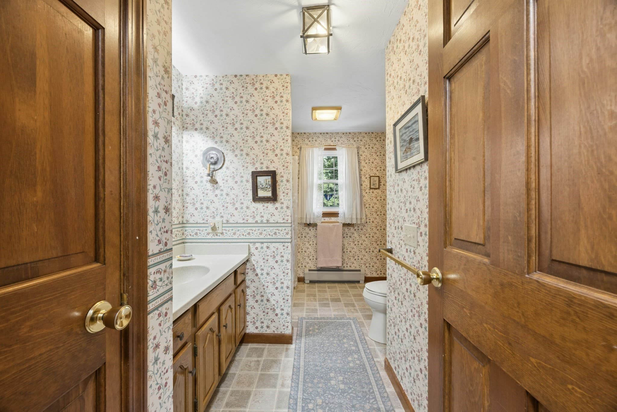 Single Family Residence at 10 Bethany Dr, Rutland MA 01543, photo 16 of 37