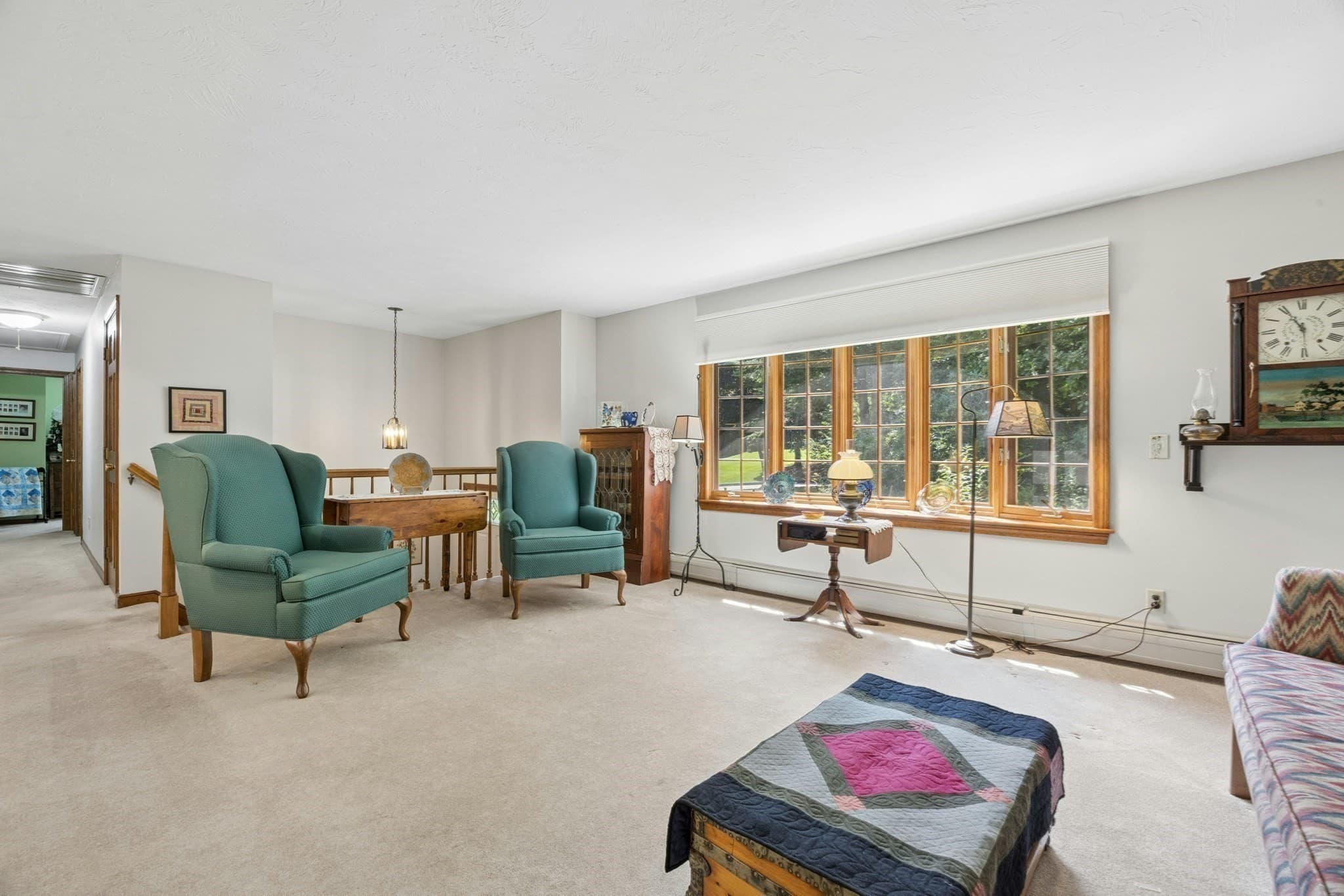 Single Family Residence at 10 Bethany Dr, Rutland MA 01543, photo 11 of 37