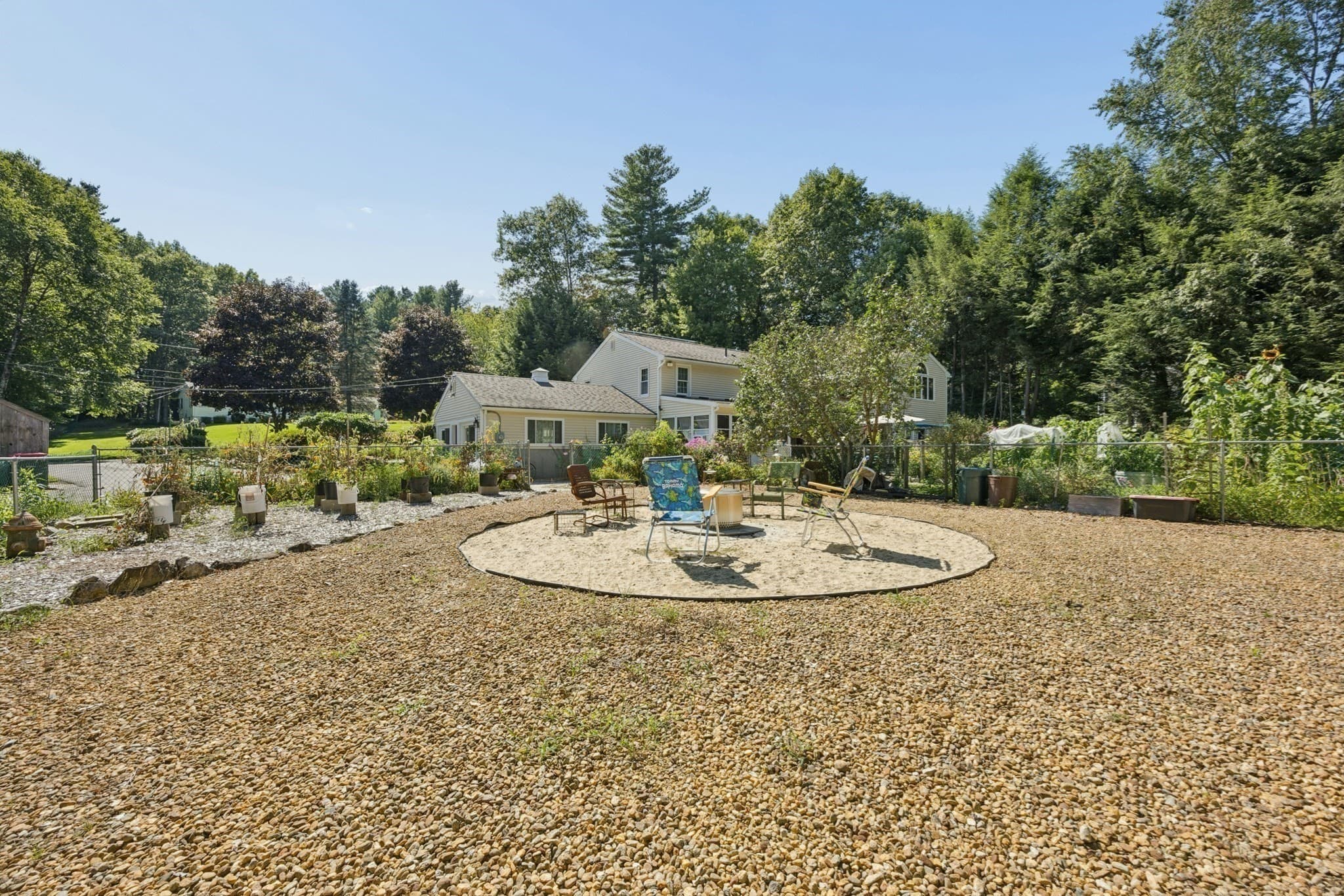 Single Family Residence at 10 Bethany Dr, Rutland MA 01543, photo 31 of 37