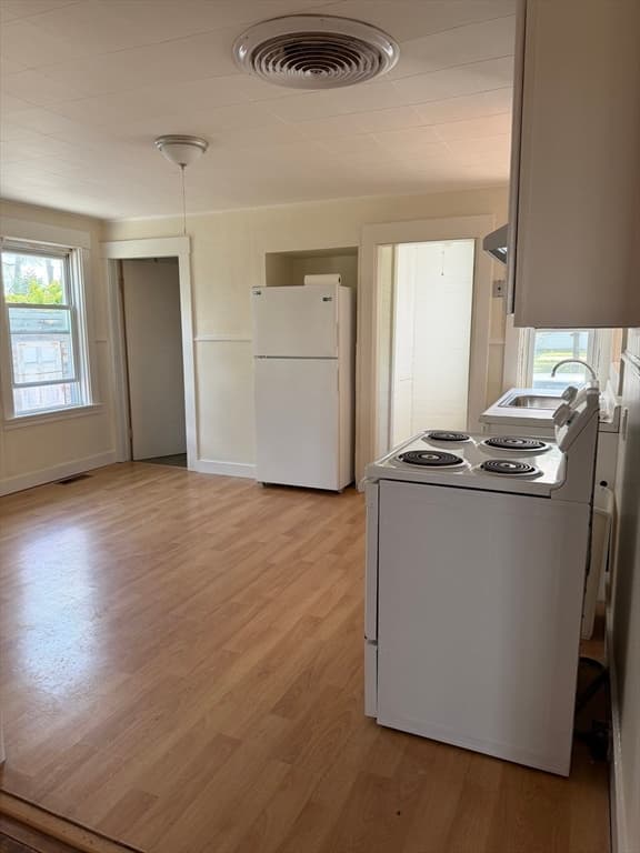 160 Mill Street, Winchendon MA 01475 photo 9