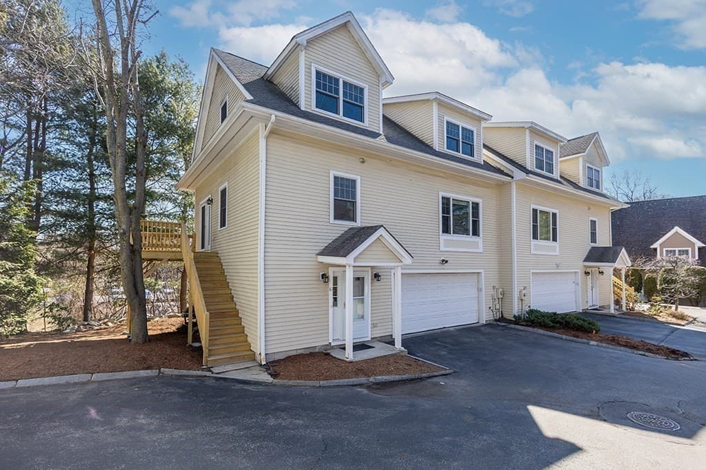 81 Beecher Pl # 81, Newton MA 02459 photo 2