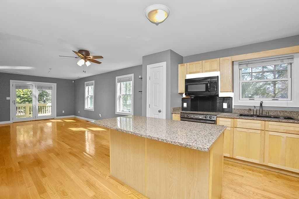 81 Beecher Pl # 81, Newton MA 02459 photo 6