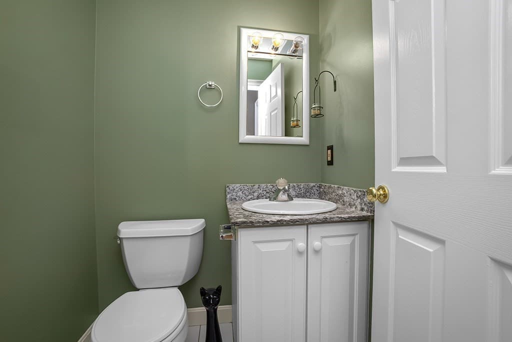 81 Beecher Pl # 81, Newton MA 02459 photo 22