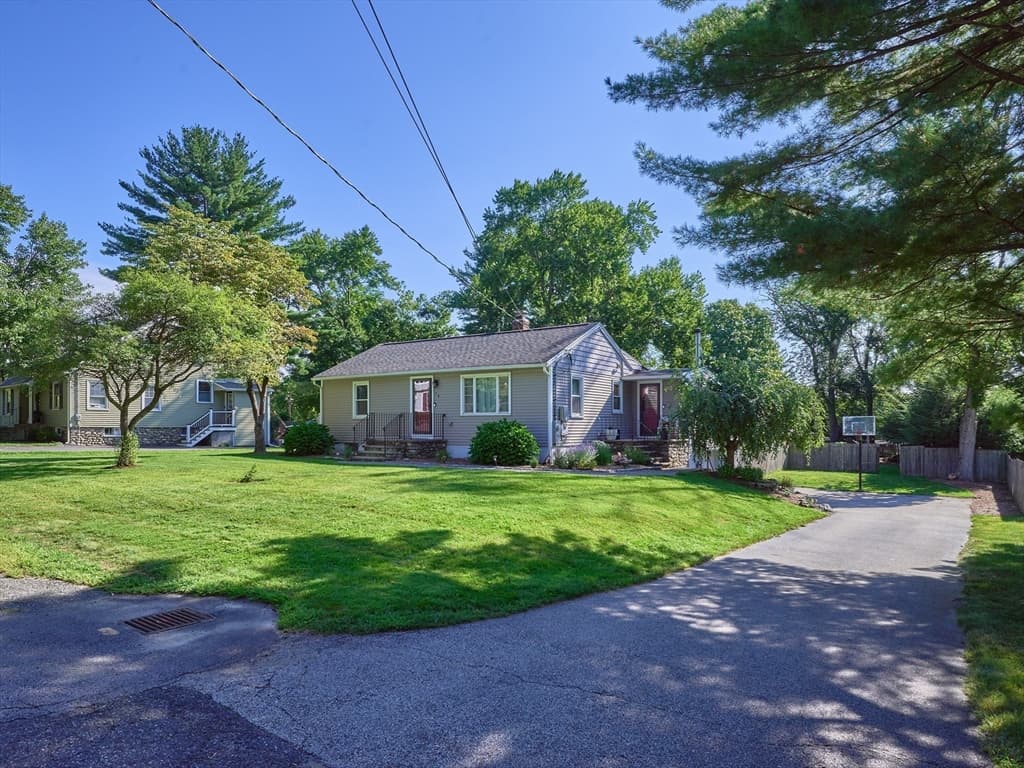 Single Family Residence at 14 Mildred Ave, Millbury MA 01527, Millbury, photo 6 of 39