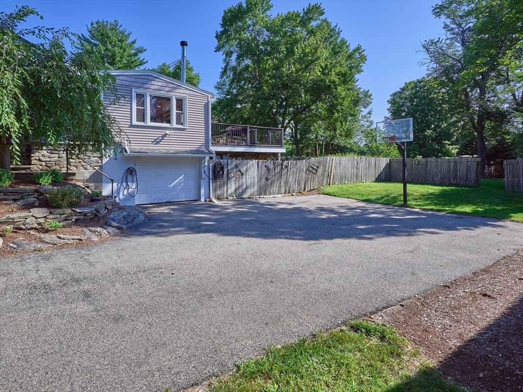 Single Family Residence at 14 Mildred Ave, Millbury MA 01527, Millbury, photo 7 of 39