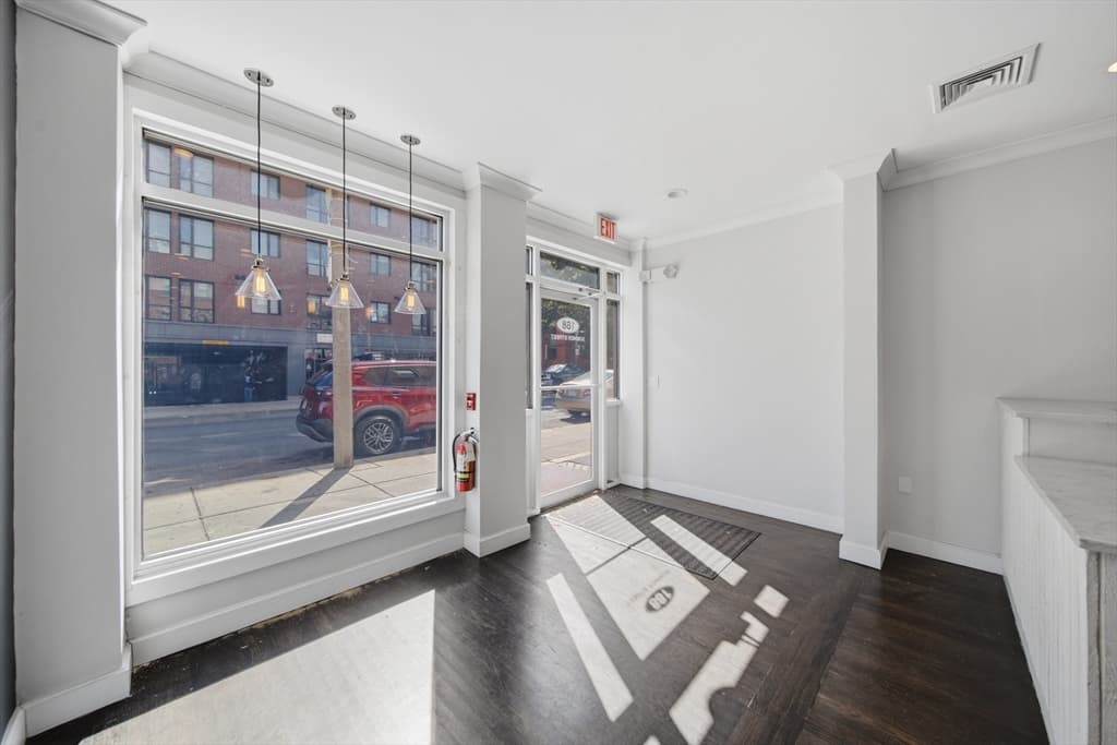 188-190 Sumner St, Boston MA 02128 photo 3