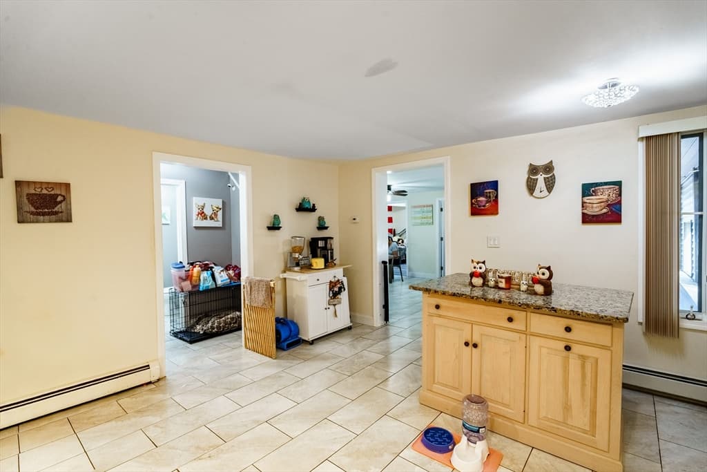 26 Benefit St, Southbridge MA 02710 photo 9