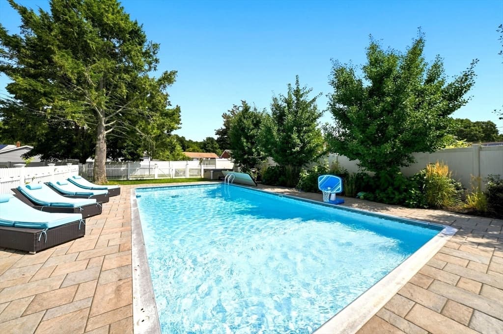 214 Rogers Drive, Stoughton MA 02072 photo 40