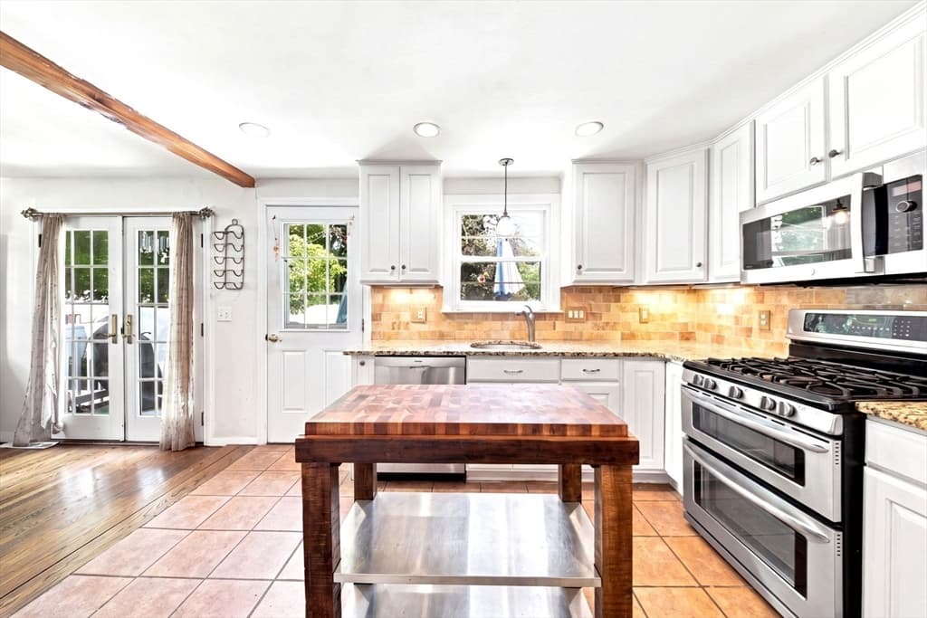 214 Rogers Drive, Stoughton MA 02072 photo 8