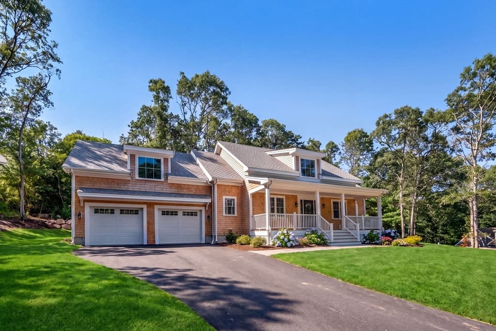 24 Country Farm Road, Sandwich MA 02644