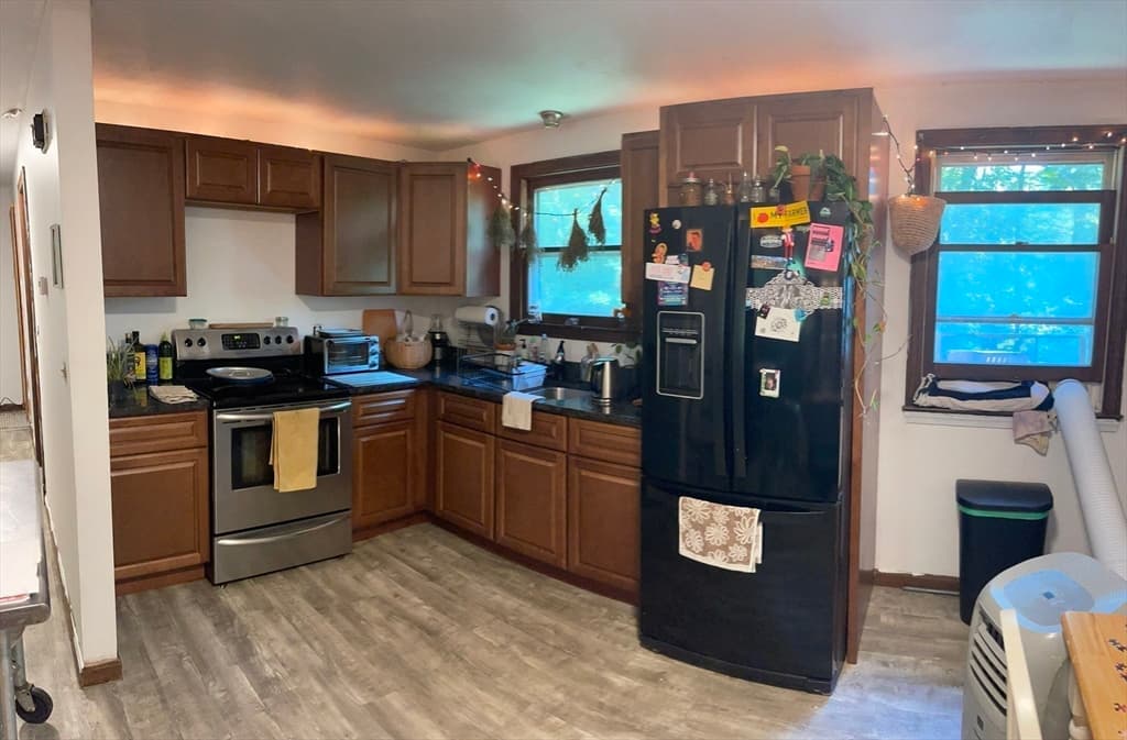 67 Slab Bridge Rd, Freetown MA 02702 photo 6