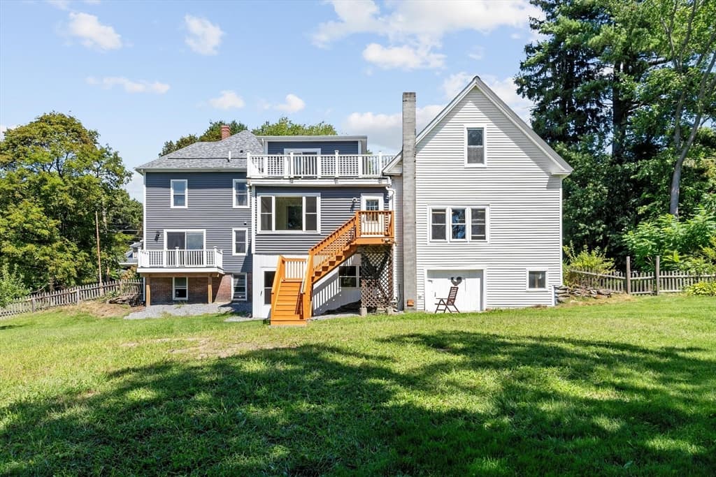 199 Prospect St, Leominster MA 01453 photo 4
