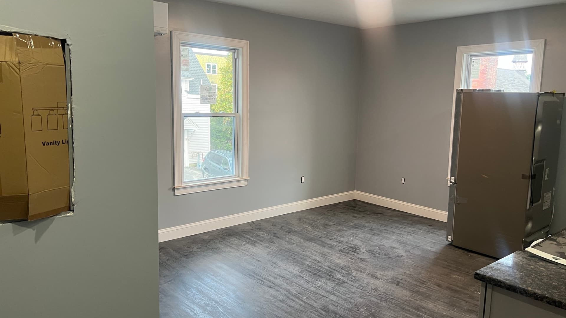Apartment at 12 Benefit St # 4, Worcester MA 01610, photo 2 of 4