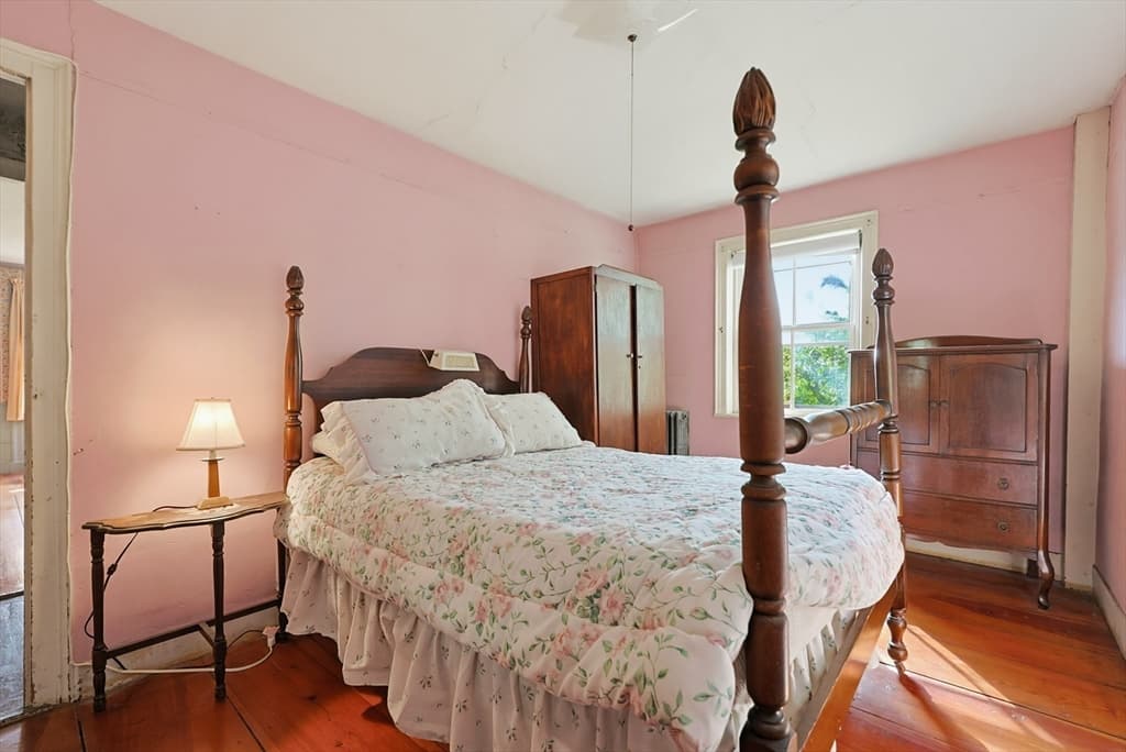 430 Pleasant St, Leominster MA 01453 photo 26