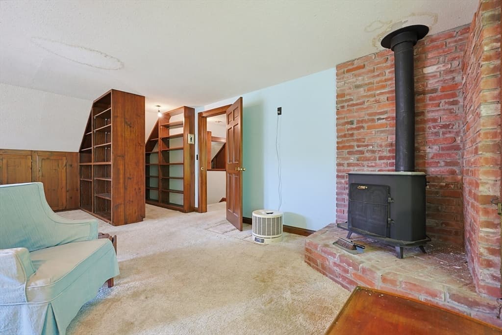 430 Pleasant St, Leominster MA 01453 photo 36