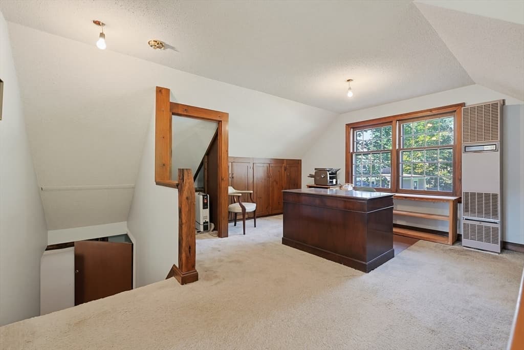 430 Pleasant St, Leominster MA 01453 photo 33