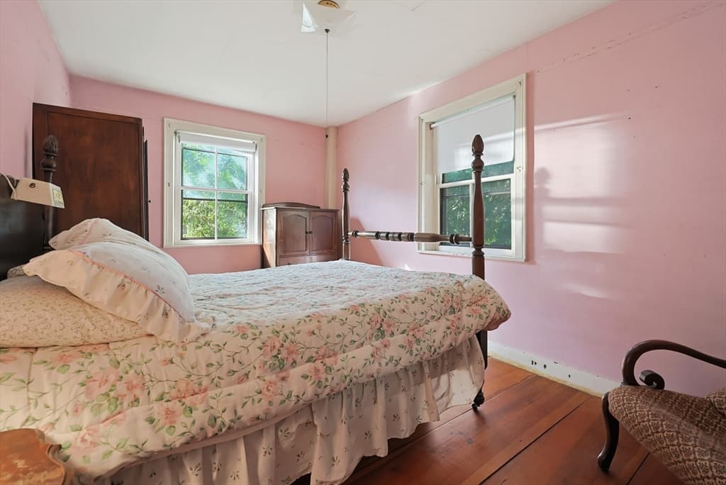 430 Pleasant St, Leominster MA 01453 photo 25