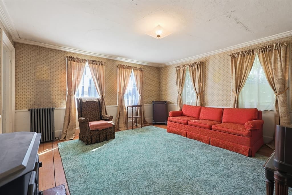430 Pleasant St, Leominster MA 01453 photo 21