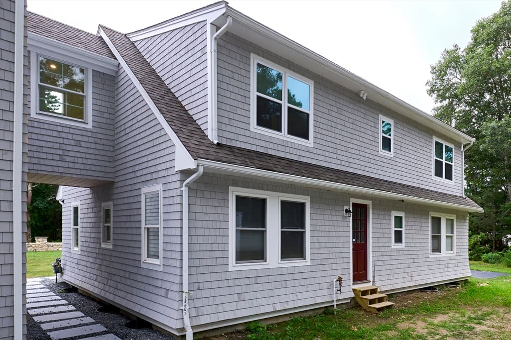4 Edgerton Dr, Falmouth MA 02556 photo 5