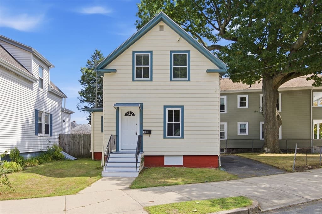 18 Lambert Ave, Lynn MA 01902 photo 2