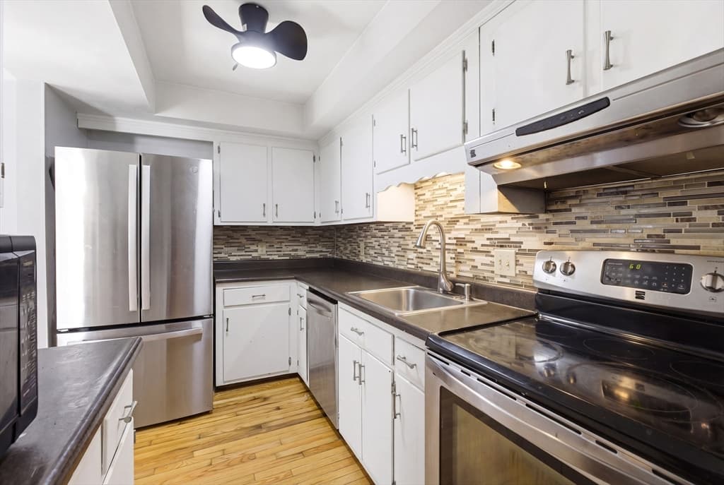112 Lowell St # 11, Peabody MA 01960
