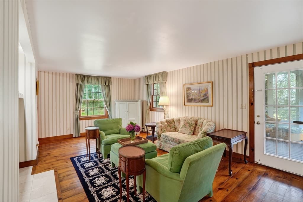 9 Martha's Road, Edgartown MA 02539 photo 7