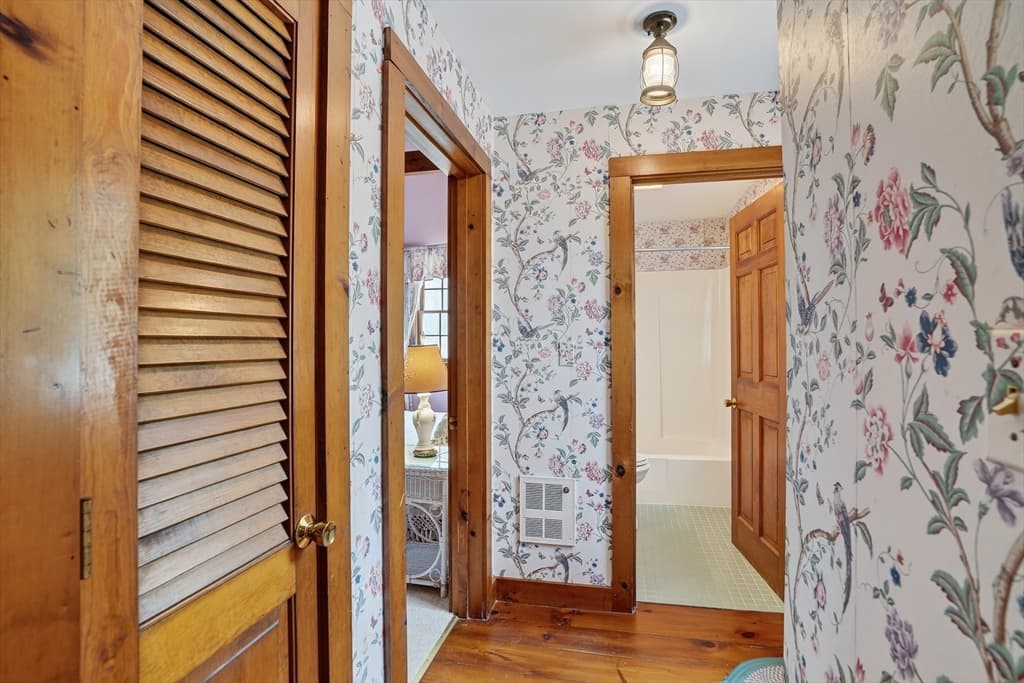 9 Martha's Road, Edgartown MA 02539 photo 9