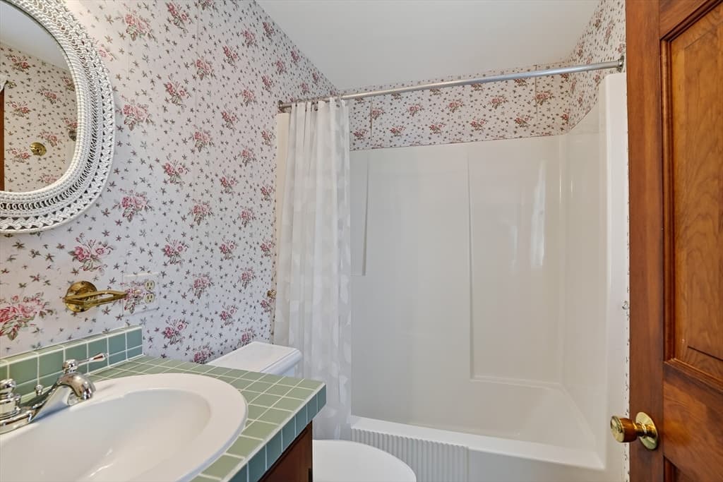 9 Martha's Road, Edgartown MA 02539 photo 10